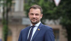 Без зміни навантаження вийти на три мінімальні зарплати для вчителів – неможливо.