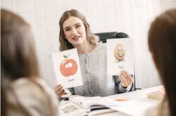 Як стати вчителем англійської мови без педагогічного стажу?