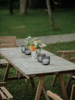 Садова вечірка без факапів: як розставити меблі, щоб гості не хотіли йти геть