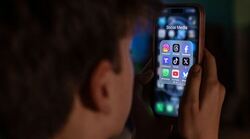 Скепсис замість заборон: як світ пригальмовує обмеження соцмереж для дітей